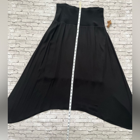 CAbi Dresses & Skirts - CAbi Cruise Skirt, Black, Size M